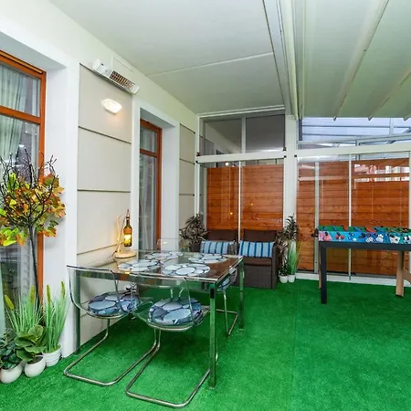 Apartment Luxury Yacht Z Tarasem - Neptun Park By Oneapartments