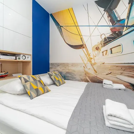 Apartment Luxury Yacht Z Tarasem - Neptun Park By Oneapartments