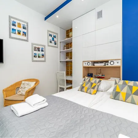 Luxury Yacht Z Tarasem - Neptun Park By Oneapartments *